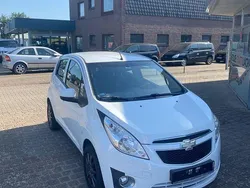 Weiß Gebraucht 2012 Chevrolet Spark LS Kleinwagen | 2.799 € (Fairer Preis)
