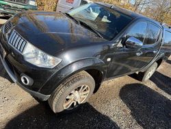 Schwarz Gebraucht 2011 Mitsubishi L200 Abholung | 10.999 €