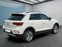 Gebraucht 2024 VW T-Roc SUV | 29.049 € (Fairer Preis)