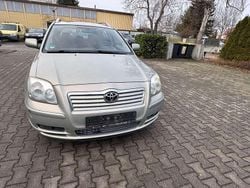 Gold Gebraucht 2006 Toyota Avensis Kombi | 1.700 € (Guter Preis)