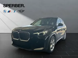 Schwarz Neu 2025 BMW iX1 SUV | 45.780 € (Guter Preis)