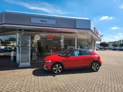 Misanorot perleffekt Gebraucht 2023 Audi A1 S-Line Kleinwagen | 23.900 € (Guter Preis)