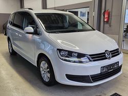 Weiß Gebraucht 2015 VW Sharan Comfortline Van / Kleinbus | 14.999 € (Etwas zu teuer)