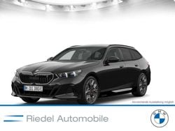 Saphirschwarz metallic Neu 2025 BMW i5 Sport Line Kombi | 74.990 € (Fairer Preis)