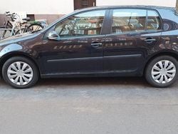 Schwarz Gebraucht 2004 VW Golf V Limousine | 890 € (Superpreis)
