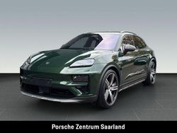 Gruen Neu 2025 Porsche Macan Turbo Sport SUV | 147.175 € (Teuer)