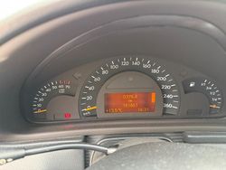 Grau Gebraucht 2002 Mercedes 180 Limousine | 3.800 €