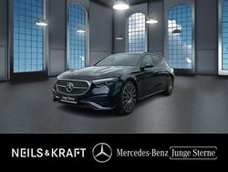 Blau Gebraucht 2023 Mercedes E220 AMG Kombi | 63.980 €
