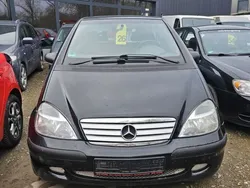Schwarz Gebraucht 2002 Mercedes A140 Kleinwagen | 1.850 € (Teuer)