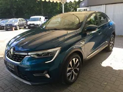Blau Gebraucht 2021 Renault Arkana Zen SUV | 16.980 € (Fairer Preis)