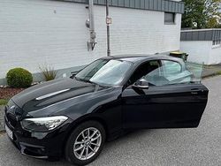 Schwarz Gebraucht 2018 BMW 116 Advantage Kleinwagen | 12.000 €