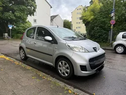 Silber Gebraucht 2010 Peugeot 107 Kleinwagen | 2.999 € (Fairer Preis)