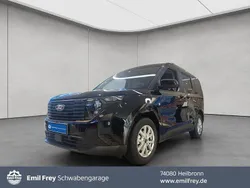 Schwarz Neu 2025 Ford Tourneo Courier Titanium Van / Kleinbus | 31.204 € (Etwas zu teuer)