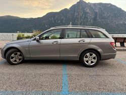 Silber Gebraucht 2010 Mercedes C200 Edition Kombi | 6.000 € (Etwas zu teuer)