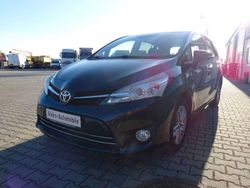 Blau Gebraucht 2016 Toyota Verso Van / Kleinbus | 6.390 € (Guter Preis)