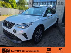 Weiß Neu 2025 Seat Arona SUV | 27.790 € (Fairer Preis)