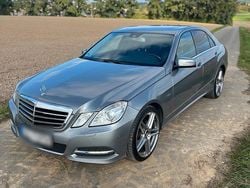 Silber Gebraucht 2011 Mercedes E200 Avantgarde Limousine | 9.000 € (Fairer Preis)