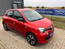 Rot Gebraucht 2017 Renault Twingo LIMITED Kleinwagen | 9.290 € (Fairer Preis)