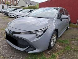 Grau Gebraucht 2020 Toyota Corolla Kombi | 15.500 €
