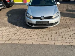 Silber Gebraucht 2012 VW Golf VI Trendline Kombi | 3.500 € (Guter Preis)