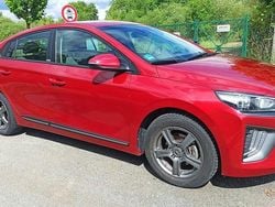 Rot Gebraucht 2021 Hyundai Ioniq Kleinwagen | 16.400 € (Fairer Preis)