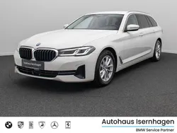 Alpinweiß uni300schwarz Gebraucht 2021 BMW 520 Sport Line Limousine | 29.999 € (Superpreis)