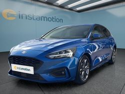 Blau Gebraucht 2021 Ford Focus ST-Line Limousine | 19.449 € (Fairer Preis)