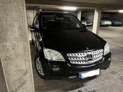 Schwarz Gebraucht 2005 Mercedes ML280 SUV | 2.750 € (Superpreis)