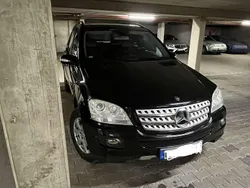 Schwarz Gebraucht 2005 Mercedes ML280 SUV | 2.750 € (Superpreis)