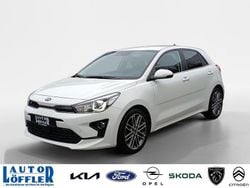 Weiß Gebraucht 2020 Kia Rio Spirit Limousine | 15.811 € (Etwas zu teuer)