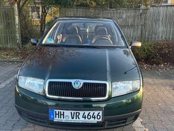 Grün Gebraucht 2003 Skoda Fabia Exact Limousine | 1.900 € (Fairer Preis)