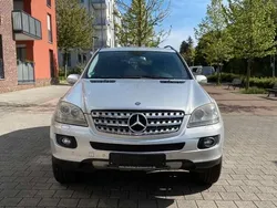 Silber Gebraucht 2006 Mercedes ML320 SUV | 9.500 € (Fairer Preis)