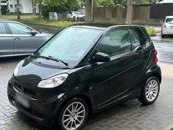 Schwarz Gebraucht 2011 Smart ForTwo Coupé Coupé | 3.500 €