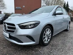 Silber Gebraucht 2019 Mercedes B180 Van / Kleinbus | 20.990 € (Superpreis)