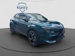 Blu navigli Neu 2025 Alfa Romeo GT Junior Edizione Speciale SUV | 34.175 € (Teuer)