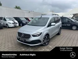Helvinsilber Gebraucht 2023 Mercedes T160 Progressive Van / Kleinbus | 26.850 € (Fairer Preis)