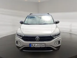 Grau Gebraucht 2025 VW T-Roc Life SUV | 36.900 € (Etwas zu teuer)