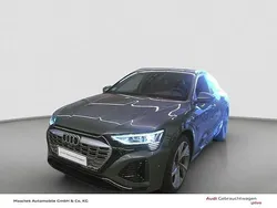 Daytonagrau perleffekt Gebraucht 2024 Audi Q8 Sportback e-tron S-Line SUV | 70.440 € (Teuer)