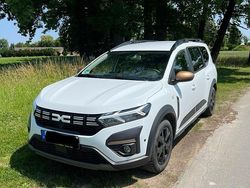 Weiß Gebraucht 2023 Dacia Jogger Van / Kleinbus | 23.500 € (Fairer Preis)