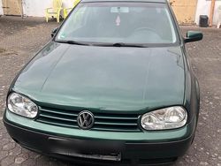 Grün Gebraucht 2000 VW Golf IV Limousine | 500 € (Superpreis)