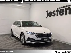 Candyweiss Gebraucht 2023 Skoda Octavia Style Kombi | 22.490 € (Guter Preis)