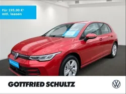 Kings red metallic Gebraucht 2024 VW Golf VIII Life Limousine | 22.980 € (Guter Preis)