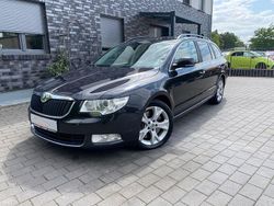 Schwarz Gebraucht 2011 Skoda Superb Ambition Kombi | 7.499 € (Fairer Preis)