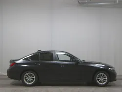 Schwarz Gebraucht 2021 BMW 318 Advantage Limousine | 18.350 € (Fairer Preis)