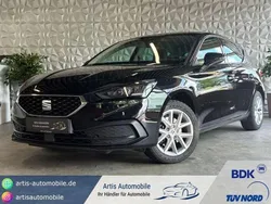 Mitternachtsschwarz Gebraucht 2021 Seat Leon Style Kombi | 17.490 € (Fairer Preis)