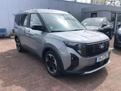 Silber Gebraucht 2024 Ford Tourneo Courier Active Van / Kleinbus | 27.990 € (Fairer Preis)