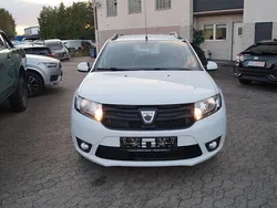 Weiß Gebraucht 2015 Dacia Logan MCV Lauréate Kombi | 2.490 € (Guter Preis)