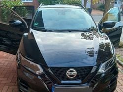 Schwarz Gebraucht 2021 Nissan Qashqai Tekna SUV | 23.200 € (Fairer Preis)