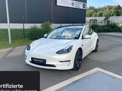 Weiß Gebraucht 2021 Tesla Model 3 Long Range RWD Limousine | 29.300 € (Etwas zu teuer)
