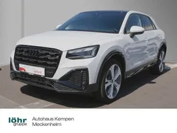 Gletscherweiß metallic Gebraucht 2024 Audi Q2 S-Line SUV | 35.550 € (Fairer Preis)